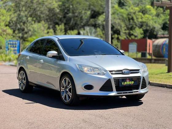 FORD FOCUS 2.0 SE 16V FLEX 4P POWERSHIFT